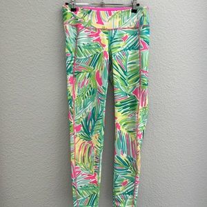 Lilly Pulitzer luxletic leggings- size Medium